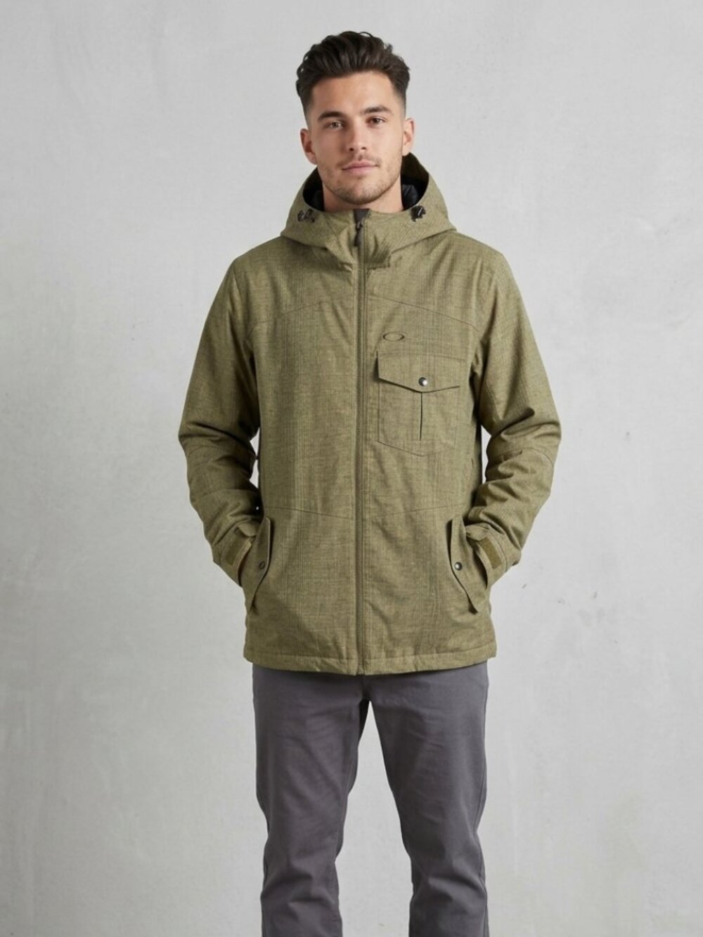 Oakley Men's Hooded Windbreaker in Heathered Green